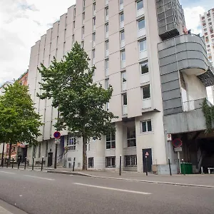 Hi Le D'artagnan Hostal